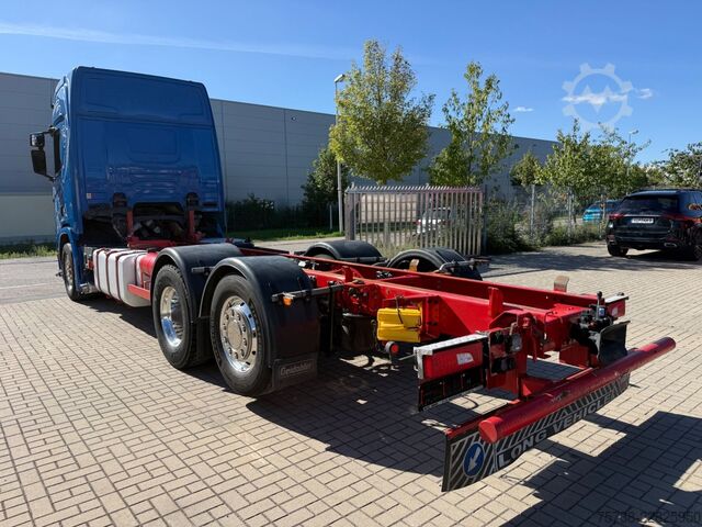Шасі вантажівки SCANIA R520 6X2*4 Fahrgestell V8/LENKACHSE/Retrader/Alu