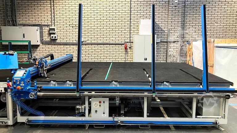 Mesa de corte de vidrio con amoladora LOW-E Hegla Easycut 3326C + LKAT 2222