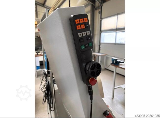 מרכז עיבוד אוניברסלי HERMLE C 400 U 5-AXIS