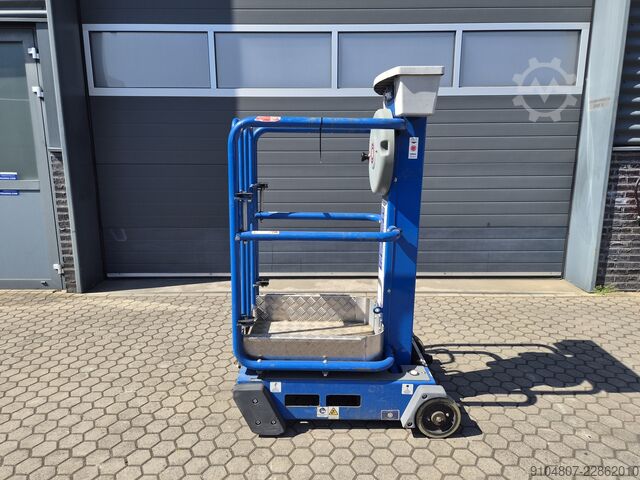 Teleskoparbeitsbühne Power Tower Pecolift Jaar 2019, 2 x Beschikbaar