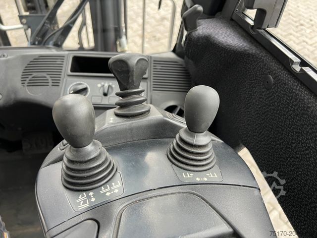 Frontstapler LINDE H14D-01 / Triplex: 4.60m! / SS / nur 1.672h!