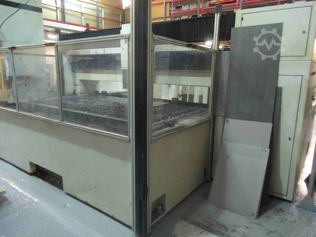 מכונת חיתוך בלייזר LVD Helius 2513