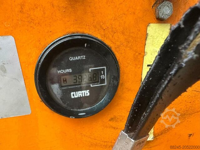 VS-22474 Elektrisk trækker transporter Translift TLD600 karnevalsvogn TRANSLIFT TLD600