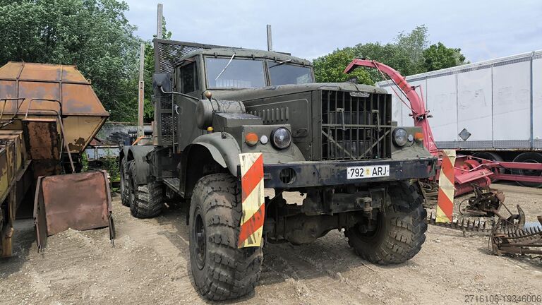 Peralatan pembalakan KRAZ 255 V1A