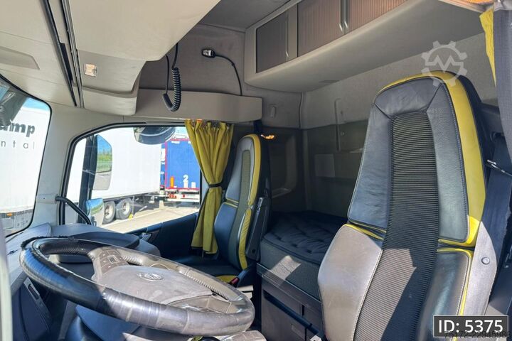 Transportador de madera Volvo FH16 750 Globetrotter XL, Euro 6, 8x4 / Hydraul...