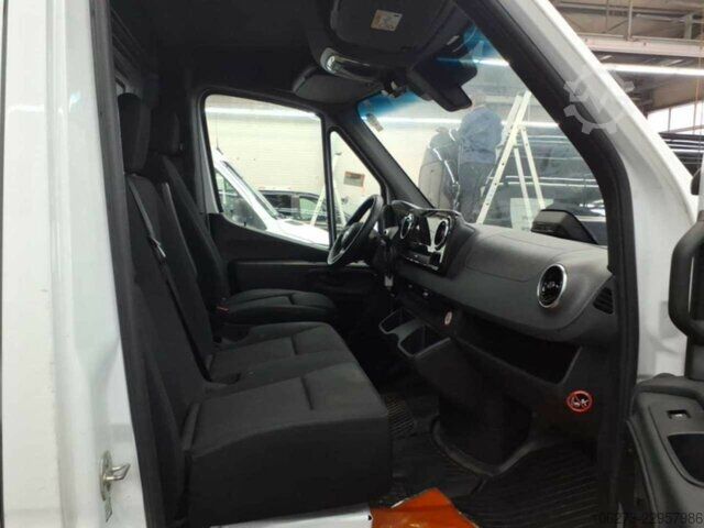 Xe tải nhẹ Mercedes-Benz Sprinter 317 CDI,L2H2,Automatik,Kamera,Navi
