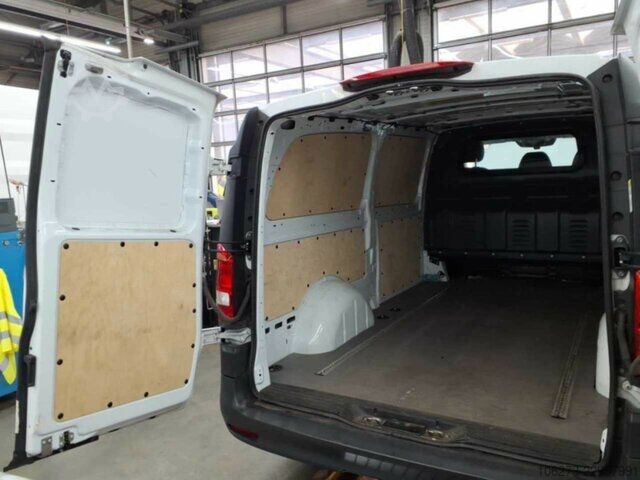Xe tải nhẹ Mercedes-Benz Vito116CDI KA Extralang,Automatik,Klima,Kamera