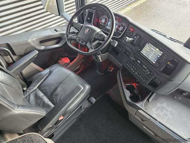 Standard-SZM Scania S660 V8 6x2 BOOGIE / RETARDER / FULL AIR / 2 TANKS