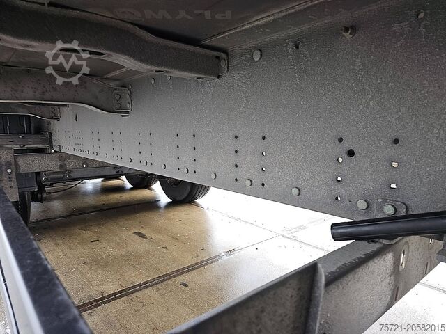 Плъзгащи се брезенти SCHMITZ SCB*S3T 2 TONS BÄR LIFT