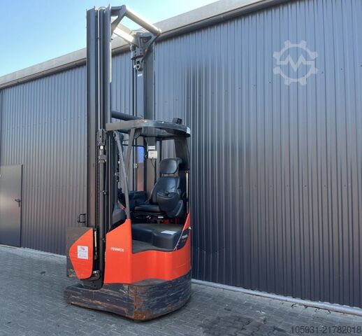 Carretilla retráctil Linde R14X-03