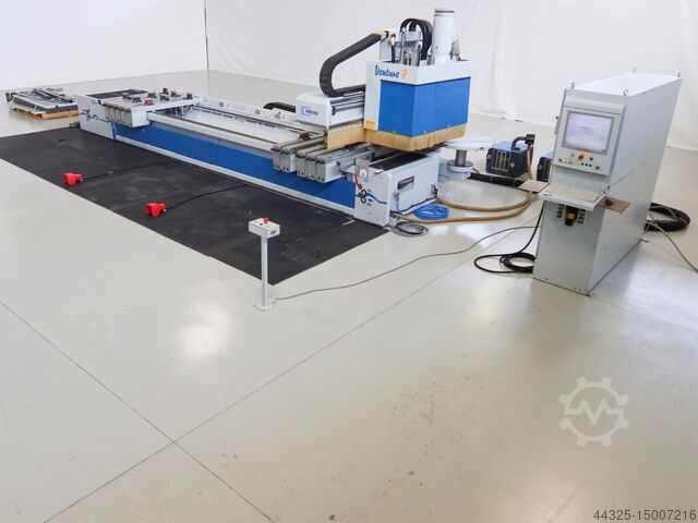 CNC Machine Centres With Pod And Rail 