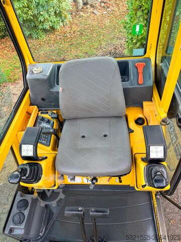 Komatsu PC12R 8, 2 funcții suplimentare, mini excavator, excavator, macara, 1,5 tone komatsu PC12R 8