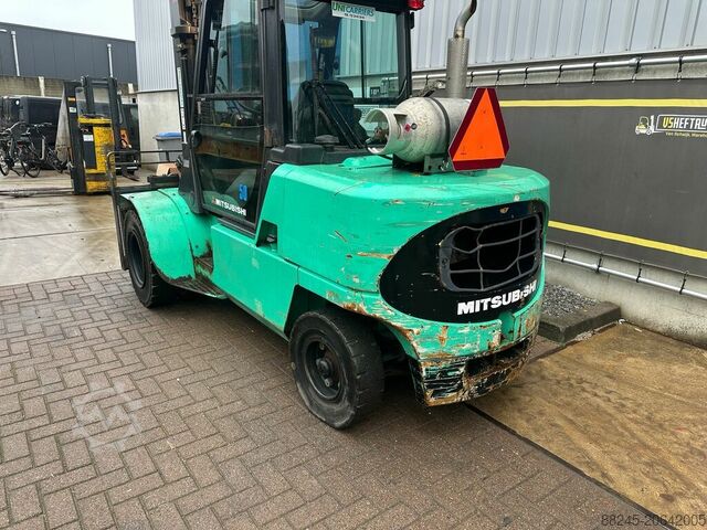 VS-22526 LPG triplex 5 tonna lyftari Mitsubishi FG50K með 2-gaffla útvíkkun MITSUBISHI FG50K 2