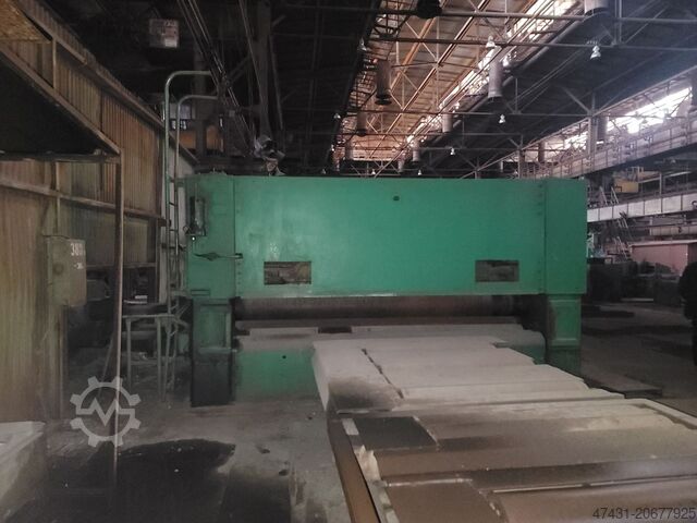 Enderezadora de chapa BLEMA GOTHA UBR 25 x 3150 / 7-16