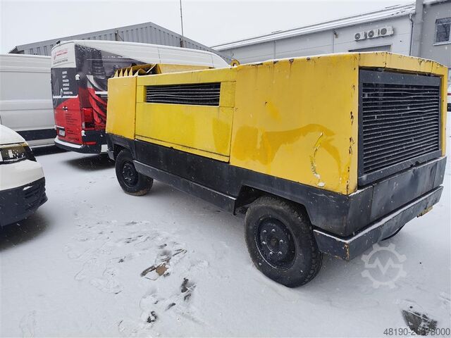 Dīzeļdzinēja skrūvspiednis Atlas Copco XR350