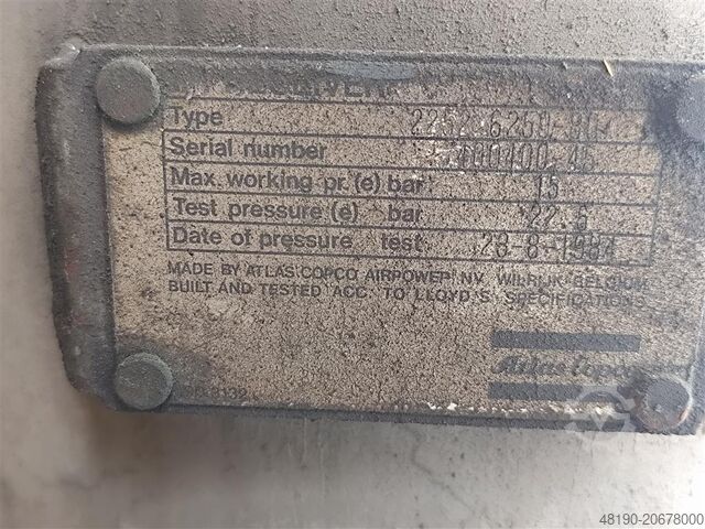 เครื่องอัดลมสกรูดีเซล Atlas Copco XR350