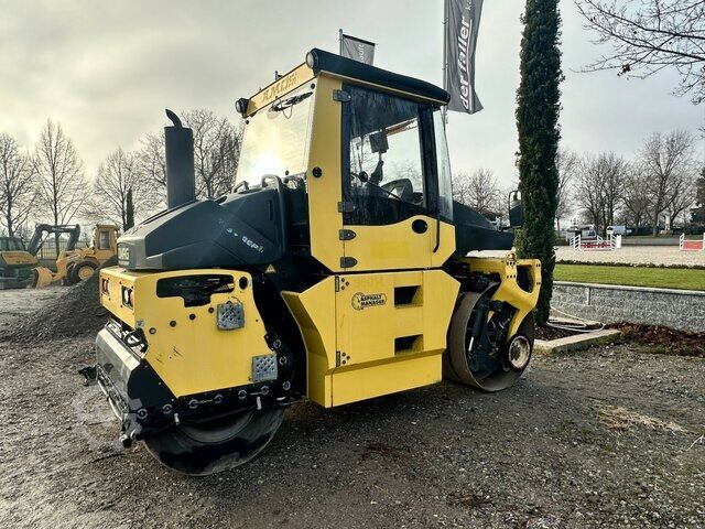 รถบดถังเดียว Bomag BW 154 Tandemwalze