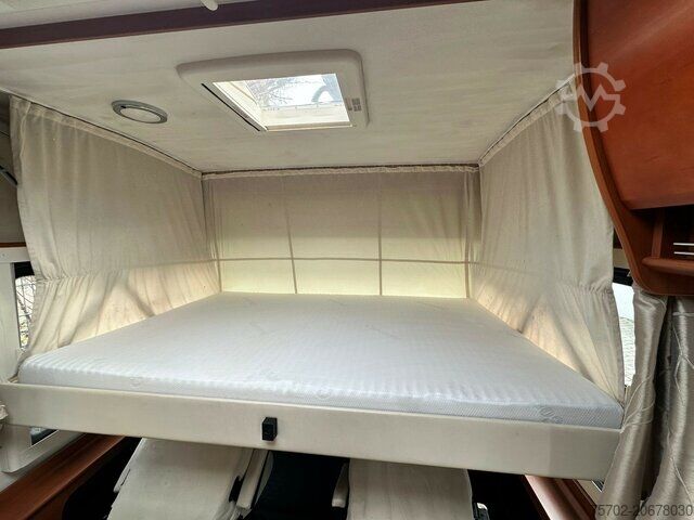 รถบ้านแบบบูรณาการ Concorde Credo I 713 H Wohnmobil