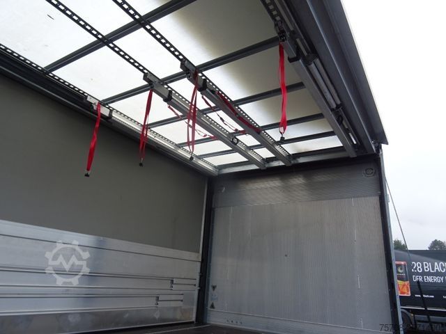 Camião de bebidas MAN 26.320 TGM*8 m Schwenkwand*2,5 to LBW*NLA*Kamera