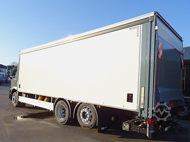 平板卡车带帆布篷布 MAN 26.320 TGM*8m SafeServer*Lift/Lenk*2,5to LBW*NEU