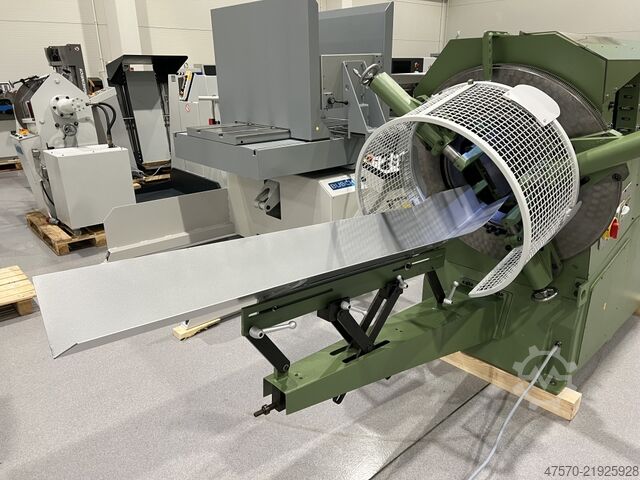 Mašina za sečenje etiketa Ram Punch Gerhard Busch CL Label die cutter