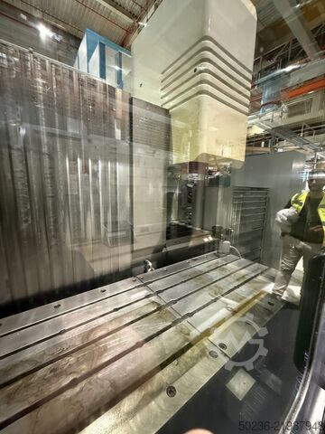 CNC Vertikales Bearbeitungszentrum Mazak VTC-300C II