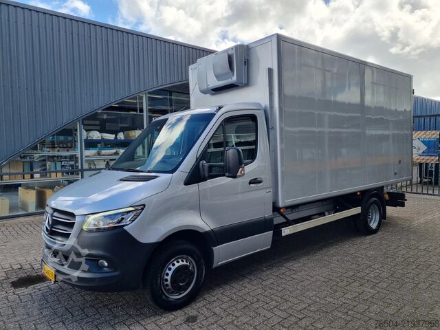 Kühlkoffer Mercedes-Benz Sprinter 516 CDI Vleesophanging Koelkoffer Ther...