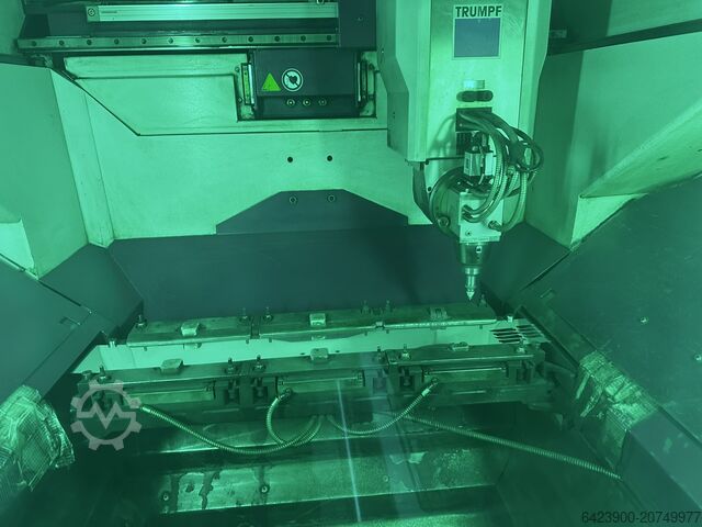 Mașină de tăiere cu laser TRUMPF TruLaser Cell 3000 (L34)