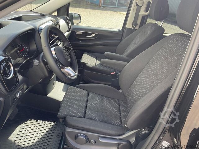 حافلة صغيرة MERCEDES-BENZ Vito 116 Tourer PRO 4x4 lang STANDHZ DISTRONIC