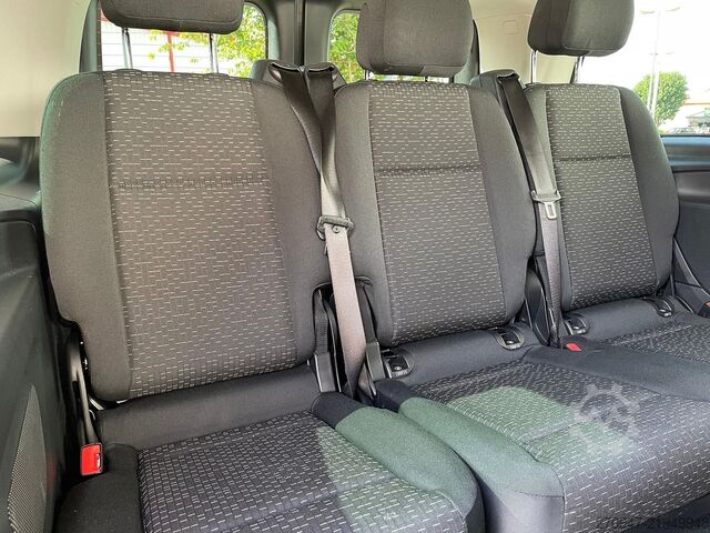 حافلة صغيرة MERCEDES-BENZ Vito 116 Tourer PRO 4x4 lang STANDHZ DISTRONIC