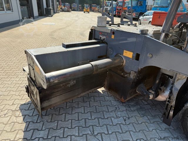 डामर मिक्चरिंग प्लांट VÖGELE Super 1800-2 Nivellierung 650cm Arbeitsbreite