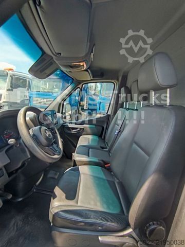 Refrigerator body van MERCEDES-BENZ Sprinter 516 /Frigo Cool Thermo King /load2,4ton