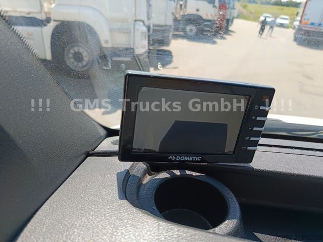 Refrigerator body van MERCEDES-BENZ Sprinter 516 /Frigo Cool Thermo King /load2,4ton