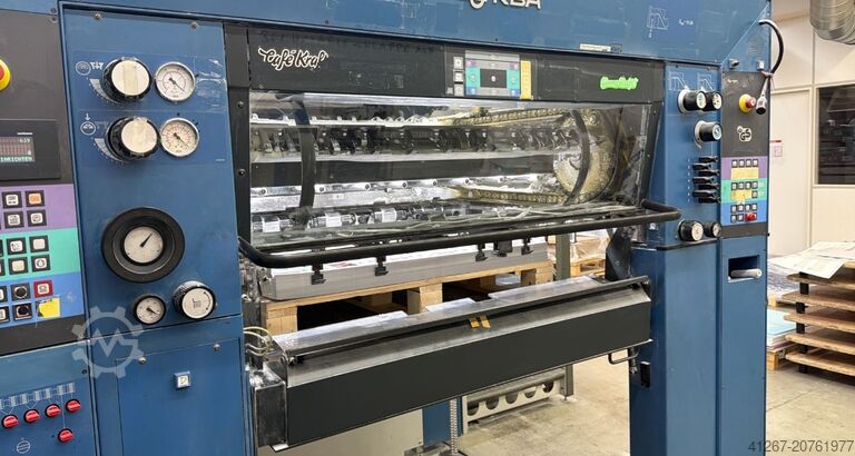 Stroj za ofsetno tiskanje KBA RAPIDA 105U-4 + L