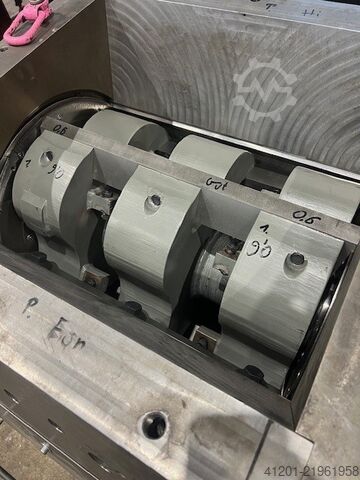Snijmolen / granuleermachines NETZSCH CONDUX CS 500/600-4