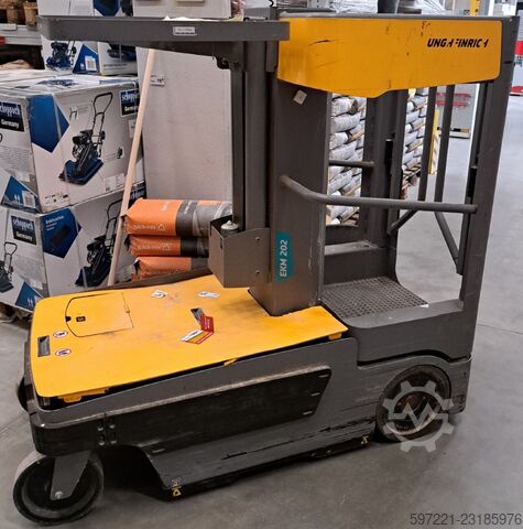  Jungheinrich EKM 202