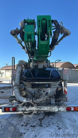 Steypu dæluvagn Mercedes-Benz Arocs 3246