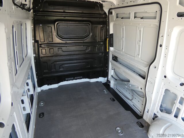 Furgone a tetto alto VW Crafter  35L2H2 177PS Automatik ACC