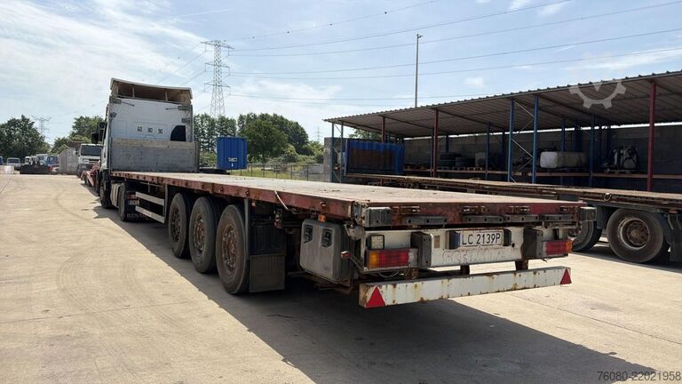 Priklopnik za platformo Schmitz Cargobull SK027PLUSFP (DISC BRAKES / MERCEDES AXLES)