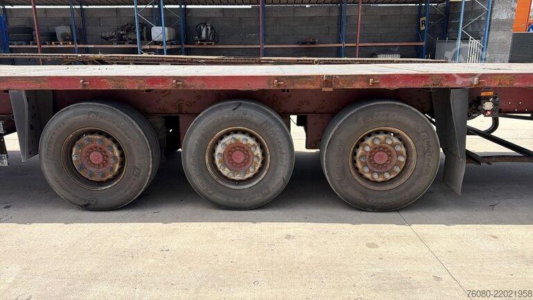 Priklopnik za platformo Schmitz Cargobull SK027PLUSFP (DISC BRAKES / MERCEDES AXLES)