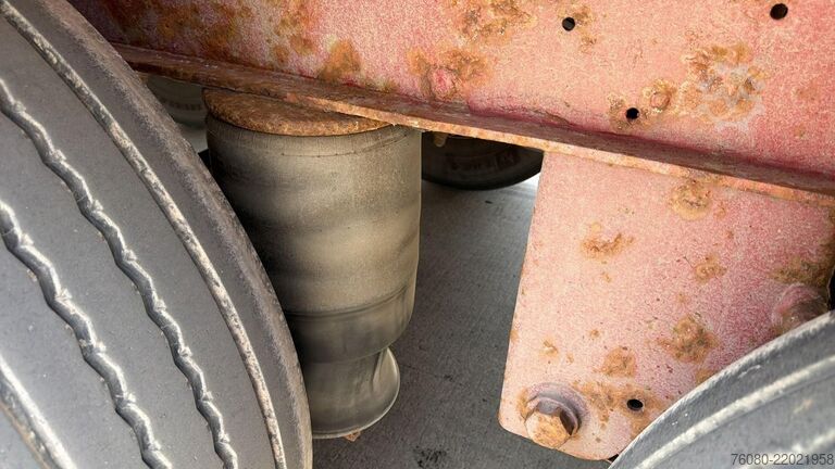 Priklopnik za platformo Schmitz Cargobull SK027PLUSFP (DISC BRAKES / MERCEDES AXLES)