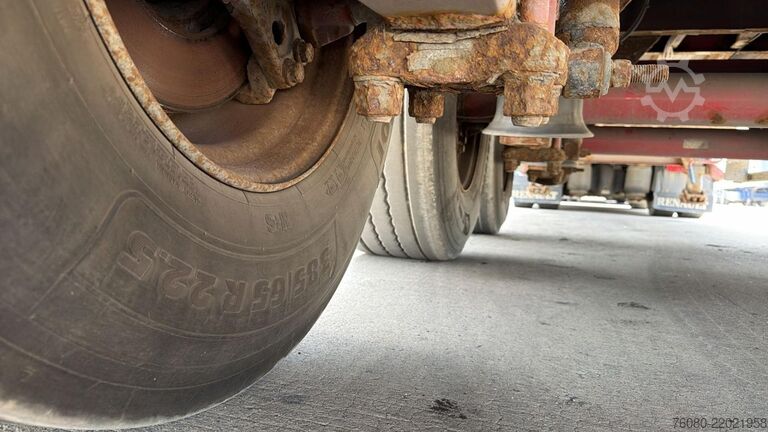 Priklopnik za platformo Schmitz Cargobull SK027PLUSFP (DISC BRAKES / MERCEDES AXLES)