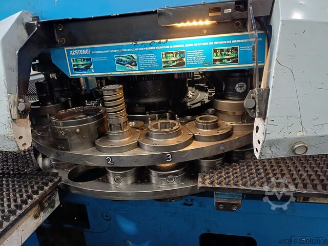 מכונת ניקוב וכירסום בלייזר FINNPOWER LP-6