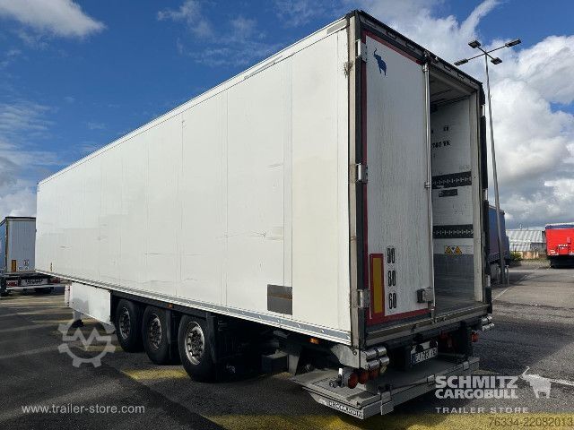 Koeloplegger Schmitz Cargobull Semitrailer Reefer Standard Hayon