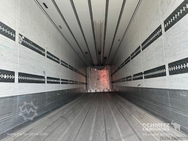 Koeloplegger Schmitz Cargobull Semitrailer Reefer Standard Hayon