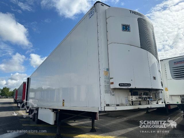 Koeloplegger Schmitz Cargobull Semitrailer Reefer Standard Hayon