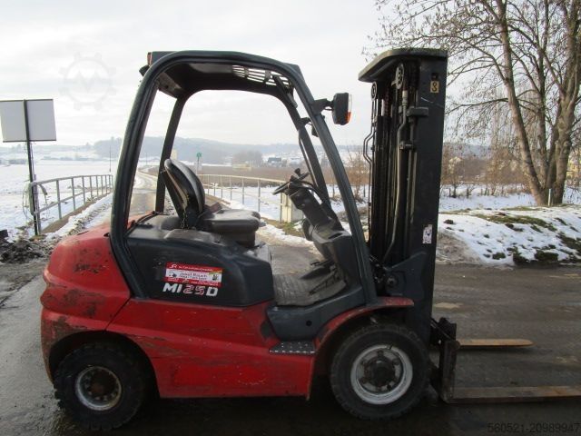 Carrello elevatore diesel Manitou MI25D Triplex-Freihub 4,7m + Seitenschieber