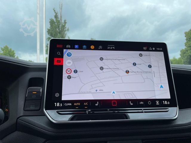 Hátíð loftrými sendibíll MAN TGE 3.180 L3H3 Kasten 4x4 AHK ACC LED NAV SITZHZ