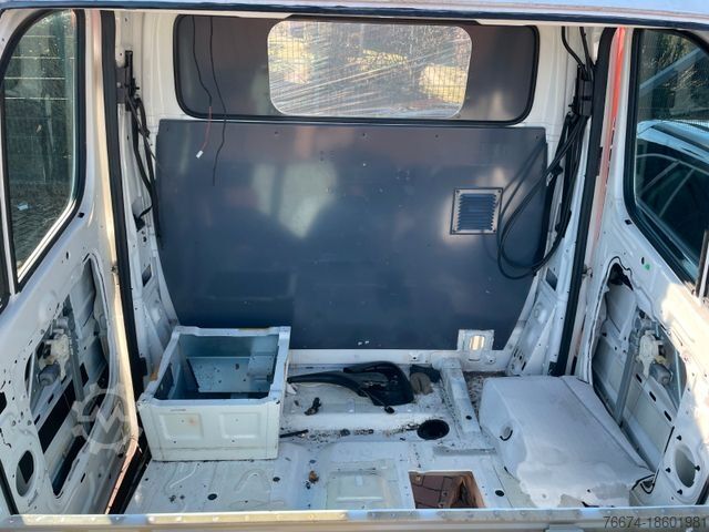 Šasija dostavnega vozila MERCEDES-BENZ Sprinter 519 CDI Fahrgestell