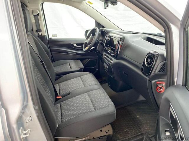 Minibuss MERCEDES-BENZ Vito 119 Tourer PRO 4x4 lang STANDHZ AHK PDC KAM